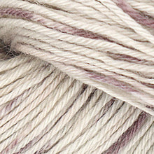 Load image into Gallery viewer, fingering weight merino yarn for knitting