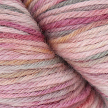 Load image into Gallery viewer, fingering weight merino yarn for knitting