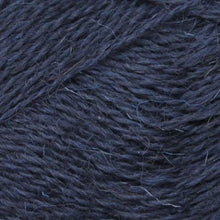 Load image into Gallery viewer, worsted wool 4ply yarn for colourwork