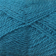 Load image into Gallery viewer, worsted wool 4ply yarn for colourwork