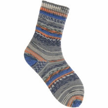 Load image into Gallery viewer, bamboo blend sock yarn for knitting