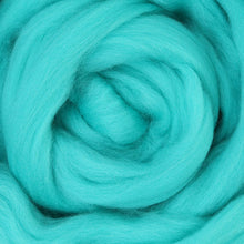 Load image into Gallery viewer, corriedale top for spinning and felting