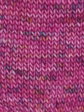 Load image into Gallery viewer, superwash merino for knitting