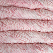 Load image into Gallery viewer, aran weight superwash merino Knitting yarn