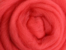 Load image into Gallery viewer, corriedale top for spinning and felting