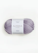 Load image into Gallery viewer, Jo's Yarn Garden alpaca knitting yarn