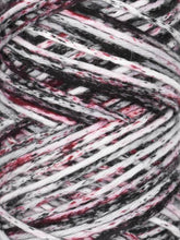 Load image into Gallery viewer, pure cotton yarn to crochet and knit