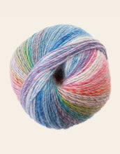 Load image into Gallery viewer, chunky weight acrylic blend knitting yarn