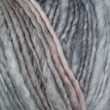 Load image into Gallery viewer, Fluffy chunky wool yarn for knitting