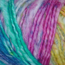 Load image into Gallery viewer, Fluffy chunky wool yarn for knitting