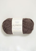 Load image into Gallery viewer, Jo's Yarn Garden alpaca knitting yarn