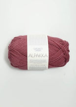 Load image into Gallery viewer, Jo's Yarn Garden alpaca knitting yarn
