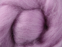 Load image into Gallery viewer, corriedale top for spinning and felting