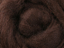 Load image into Gallery viewer, corriedale top for spinning and felting