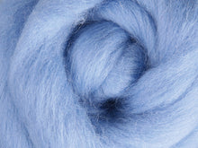 Load image into Gallery viewer, corriedale top for spinning and felting