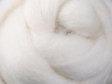 Load image into Gallery viewer, Jo's Yarn Garden spinning felting fiber