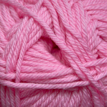 Load image into Gallery viewer, Superwash merino knitting wool yarn