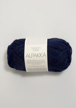 Load image into Gallery viewer, Jo's Yarn Garden alpaca knitting yarn