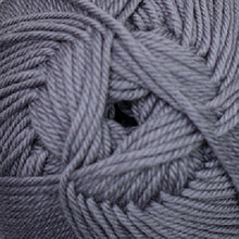 Load image into Gallery viewer, Superwash merino knitting wool yarn