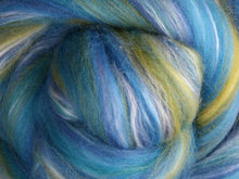Load image into Gallery viewer, Jo's Yarn Garden spinning felting fiber