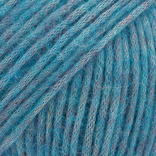 Load image into Gallery viewer, blow yarn with alpaca for knitting