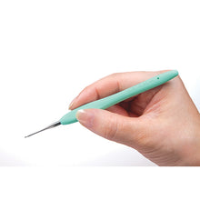 Load image into Gallery viewer, Jo's Yarn Garden crochet hooks