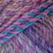 Load image into Gallery viewer, Acrylic chunky knitting yarn