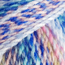 Load image into Gallery viewer, Acrylic chunky knitting yarn