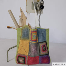 Load image into Gallery viewer, Granny square bag crocheted with cotton