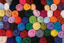 Load image into Gallery viewer, corriedale top for spinning and felting