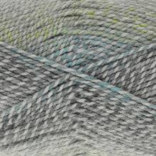 Load image into Gallery viewer, aran weight knitting yarn
