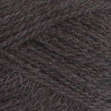 Load image into Gallery viewer, worsted wool 4ply yarn for colourwork
