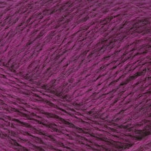 Load image into Gallery viewer, worsted wool 4ply yarn for colourwork
