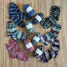 Load image into Gallery viewer, wool sock yarn for knitting
