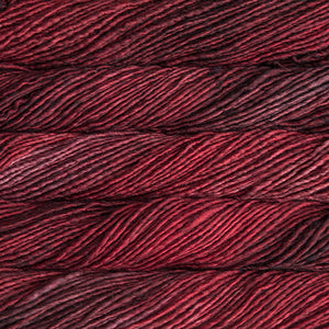 Single ply chunky hand dyed yarn