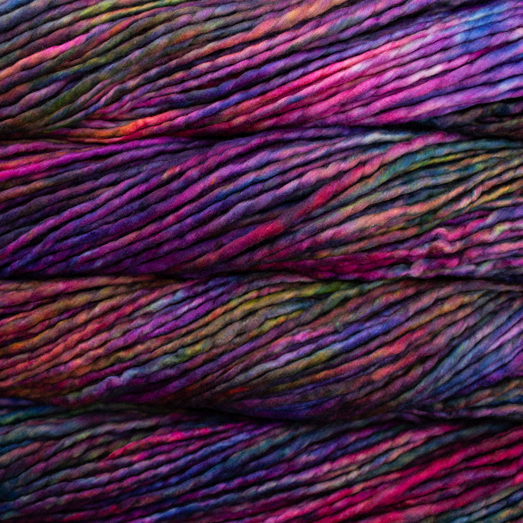 Single ply bulky hand dyed yarn