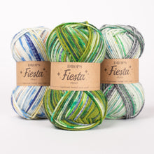Load image into Gallery viewer, wool nylon blend dk knitting yarn 
