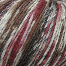 Load image into Gallery viewer, worsted weight merino yarn for knitting
