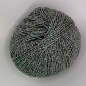 recycled cashmere knitting yarn