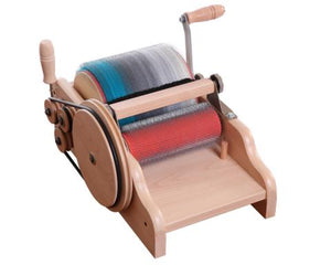 Jo's Yarn Garden drum carder